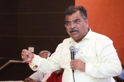 ravindra chavan