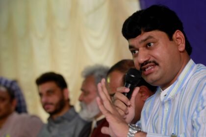 https://www.thehansindia.com/news/national/beed-sarpanch-murder-case-ncp-minister-dhananjay-munde-resigns