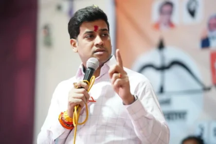 श्रीकांत शिंदेंचा विरोधकांवर निशाणा | म्हणाले, आम्ही आमच्या कामात व्यस्त