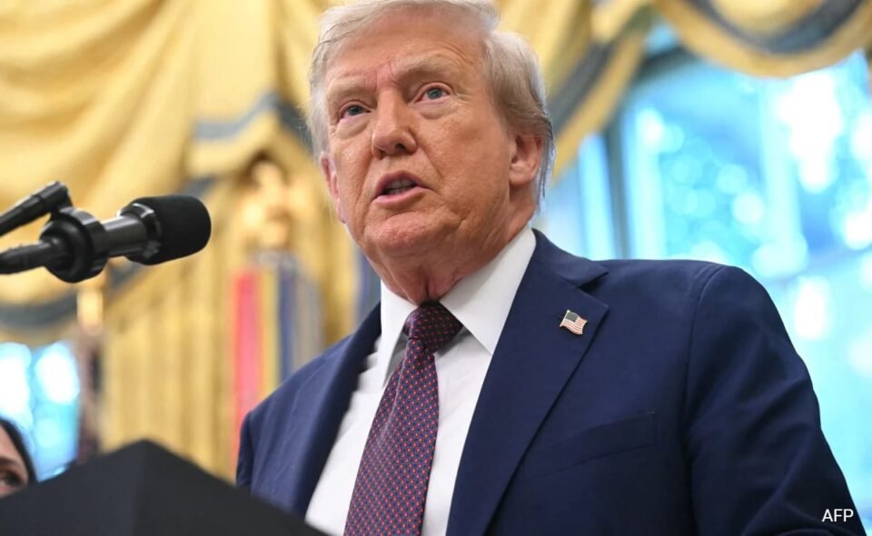 डोनाल्ड ट्रम्प यांना दोन मोठे झटके: जगाचे टॅरिफचे संकट टळणार